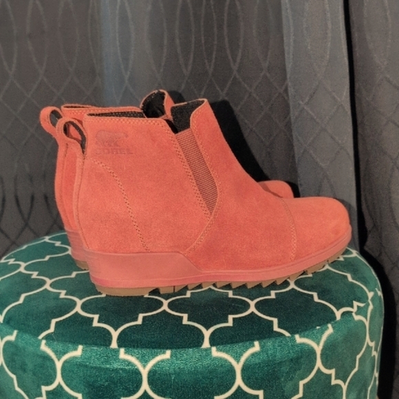 Sorel Women's Burnt Orange Suede Ankle Booties - Picture 4 of 4